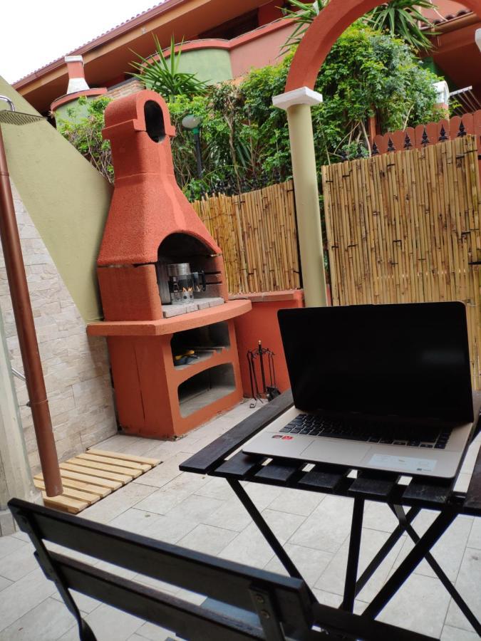 La Casa Dei Poeti Vila Villasimius Exterior foto