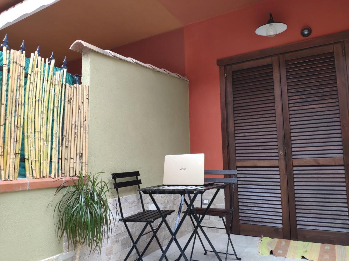La Casa Dei Poeti Vila Villasimius Exterior foto