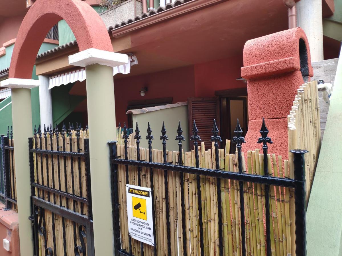 La Casa Dei Poeti Vila Villasimius Exterior foto
